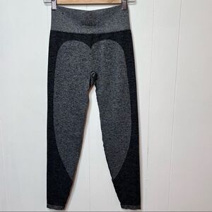 Love PINK Victorias Secret Seamless Leggings Gray Charcoal Size Small